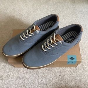 NWT Grey Sperry Sneakers Size 13